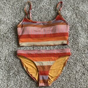 Aerie swim top and bottom size medium